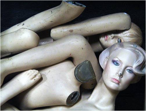 Donna a pezzi Donna a pezzi