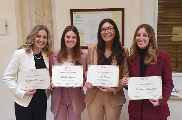 Premio Longevitas: quattro studentesse del Master in Geropsicologia premiate per la loro ricerca sulla longevità